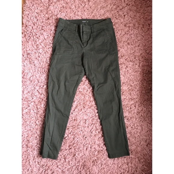 Old Navy Pixie Pants - Picture 4 of 4